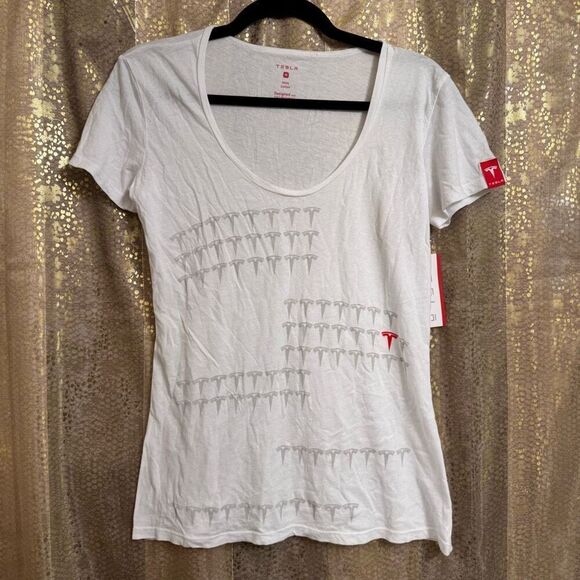 Tesla Womens Scoop Neck White Red Gray Multi Logo T Shirt Cotton M NWT - Picture 1 of 8